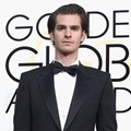 Andrew Garfield dengan Setelan Gucci