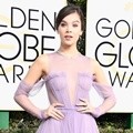 Hailee Steinfeld Gaun Ungu Rancangan Vera Wang