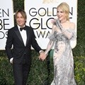 Nicole Kidman Kenakan Gaun Karya Alexander McQueen