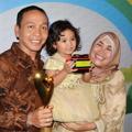 Anak Ayu Ting Ting, Bilqis ditemani Kakek Neneknya di Acara 'Mom & Kids Awards 2016'