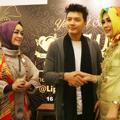 Dirly dan Chintami Atmanegara di Lippo Mall Kemang, Jakarta Selatan