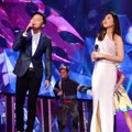 Duet Isyana Sarasvati dan Rizky Febian di Acara HUT Indosiar ke-22