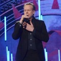 Penampilan Rick Price di Acara HUT Indosiar ke-22