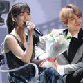 Suzy dan Bekhyun Nyanyikan Lagu Duet Manis 'Dream' di Hari Pertama Golden Disk Awards 2017