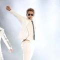 Penampilan Rain Meriahkan Panggung Hari Kedua Golden Disk Awards 2017