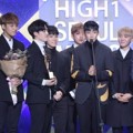 Seventeen Raih Piala Bonsang