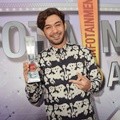 Reza Rahadian Bangga Dapat Penghargaan Celebrity of the Year