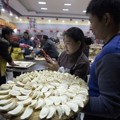 Perayaan Imlek 2017 di Beijing, Tiongkok, Dimeriahkan dengan Pesta Pangsit