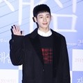 Jung Hae In di VIP Screening Film 'Retrial'