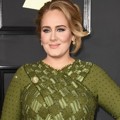 Adele di Red Carpet Grammy Awards 2017
