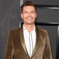 Ryan Seacrest di Red Carpet Grammy Awards 2017