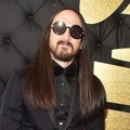 Steve Aoki di Red Carpet Grammy Awards 2017
