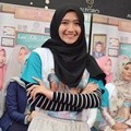 Febby Rastanty di Gala Premier Film 'Cahaya Cinta Pesantren'