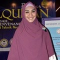Oki Setiana Dewi di Acara Neuro Nadi Indonesia