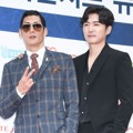 Park Joon Hyung dan Danny Ahn g.o.d di Red Carpet Gaon K-Pop Chart Awards 2017