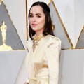 Dakota Johnson di Red Carpet Oscar 2017