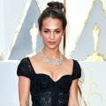 Alicia Vikander di Red Carpet Oscar 2017