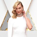 Karlie Kloss di Red Carpet Oscar 2017