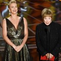 Charlize Theron dan Shirley MacLaine di Oscar 2017