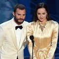 Jamie Dornan dan Dakota Johnson di Oscar 2017