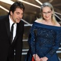 Javier Bardem dan Meryl Streep di Oscar 2017