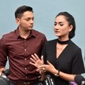 Andrew Andika dan Tengku Dewi Usai Mengisi Program 'Rumpi'