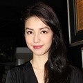 Velove Vexia di Konferensi Pers Film 'Chrisye'