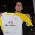 Edho Zell Digunduli untuk Peringatan Hari Kanker Anak Internasional 2017