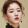 Shin Hye Sun di Majalah InStyle Edisi Februari 2017