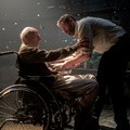 Charles (Patrick Stewart) yang Menderita Alzheimer Disembunyikan oleh Logan