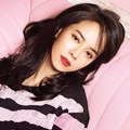 Song Ji Hyo di Majalah Allure Edisi Maret 2017