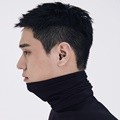 Go Kyung Pyo di Majalah Elle Edisi Oktober 2016