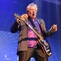 Petikan Gitar Graham Russell Berhasil Membius Pengunjung