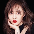 Kwon Yuri Girls' Generation di Majalah Vogue Edisi April 2017