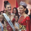 Puteri Indonesia 2016 Kezia Warouw Bersama Pemenang Puteri Indonesia 2017 Bunga Jelitha Ibrani