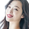 Sulli di Majalah Marie Claire Edisi April 2017