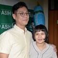 Junior Liem dan Putri Titian Dikaruniai Anak Pertama
