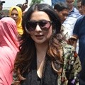 Diana Pungky di Pemakaman Eko DJ