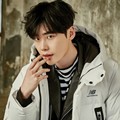 Lee Jong Suk di Majalah Cosmopolitan Edisi Desember 2016