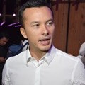 Nicholas Saputra di Acara 1 Tahun HOOQ