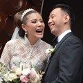 Olga Lydia dan Aris Utama Lepas Masa Lajang