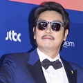 Jo Jin Woong di Red Carpet Baeksang Arts Awards 2017