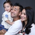 Rafathar, Raffi Ahmad dan Nagita Slavina di Konferensi Pers Platform Panaya.id