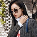 Victoria f(x) Pakai Kaca Mata Hitam di Majalah Vogue Me Edisi Juni 2017