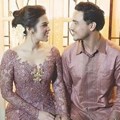 Meski sudah dilamar pada Minggu (21/5), Raisa dan Hamish Daud masih bungkam soal tanggal pernikahan mereka.