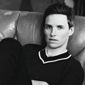 Eddie Redmayne di Majalah Madame Figaro Edisi Maret 2017