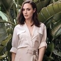 Gal Gadot di Majalah W Edisi Mei 2017