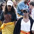 Malia Obama dan Michelle Obama Saat Berkunjung ke Pura Tirta Empul Gianyar, Bali