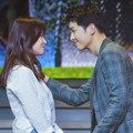 Song Hye Kyo sempatkan diri untuk menjadi bintang tamu di acara fan meeting Song Joong Ki