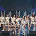 Seksinya penampilan Momoland di panggung Korea Drama Awards 2017 pastinya bikin terpesona.
